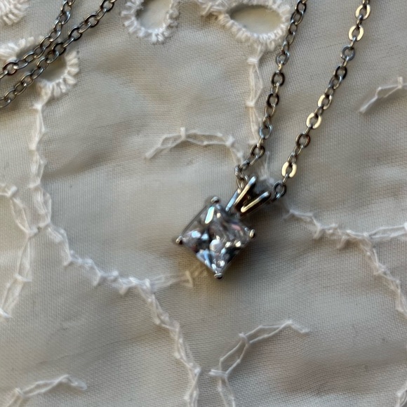 cz Solitaire necklace 🖤 - Picture 2 of 7